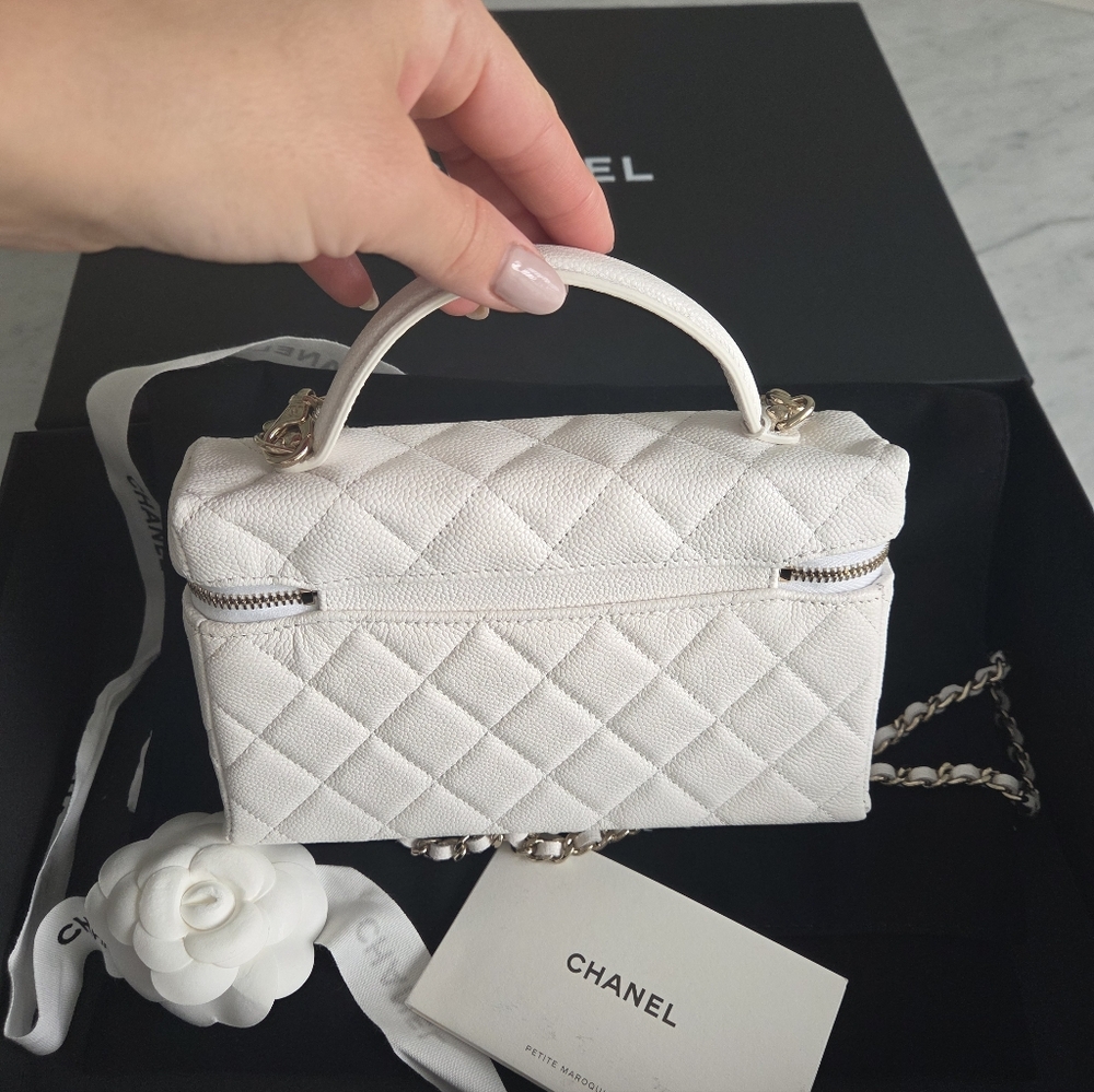 CHANEL White Quilted Cosmetic Bag with Chain - Picture 3 of 6